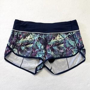 Lululemon Women Run Speed Shorts 4-way Iridescent Multi Camo Deep Navy Print 6
